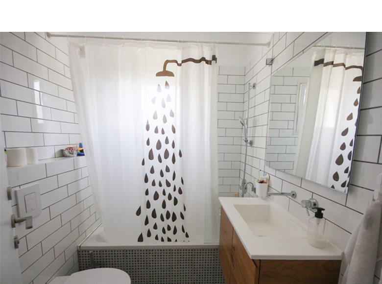 בתכנון נכון, חדר אמבטיה לא גדול הופך למקום שמיש וכיפי